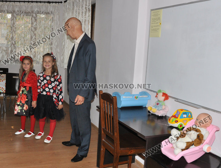 Откриха нов Център за настаняване на деца и младежи