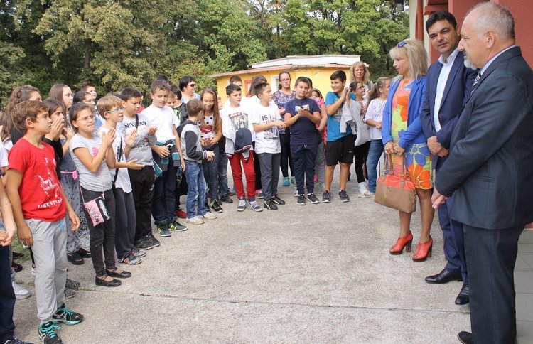 Гост на откриването бе кметът Иво Димов