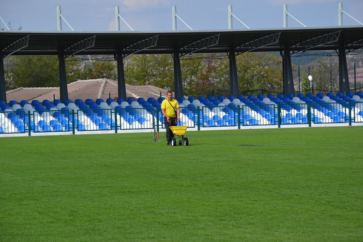 Стадион „Хасан Семерджи“ в Момчилград отново в отлично състояние