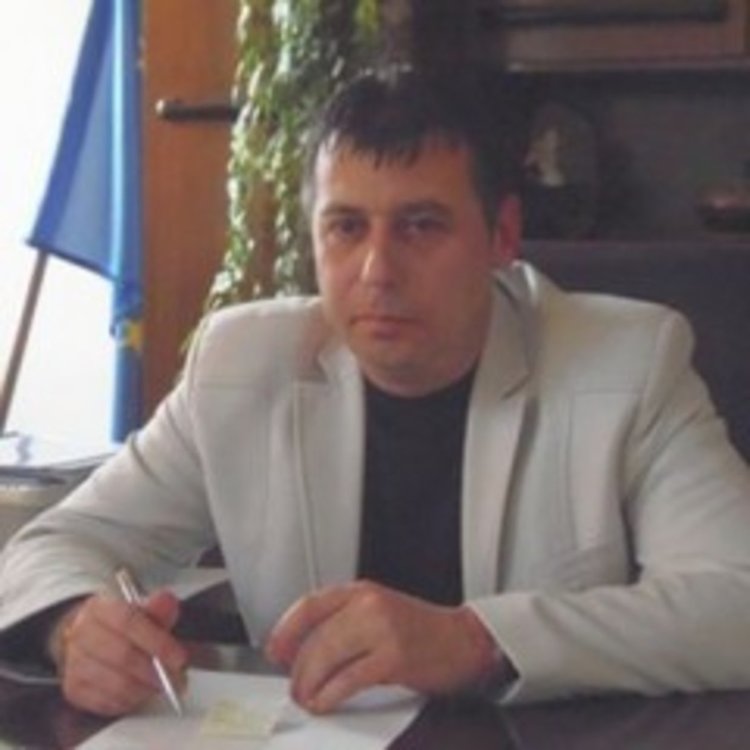 Кметът на Трън вече е обвиняем за блъснато дете