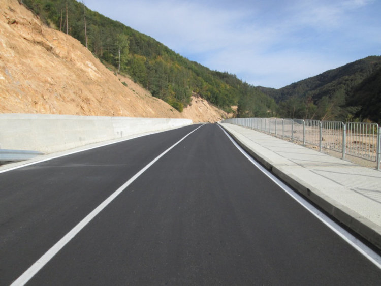 Завърши рехабилитацията на пътя между Рудозем и Смилян, ще улеснява трафика през пункта Рудозем-Гърция