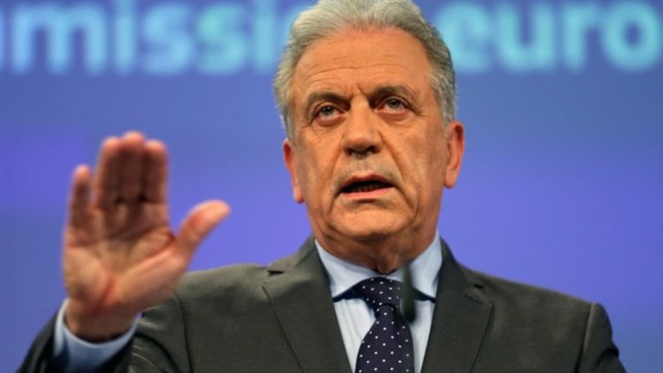 Еврокомисарят по миграцията на официална визита у нас