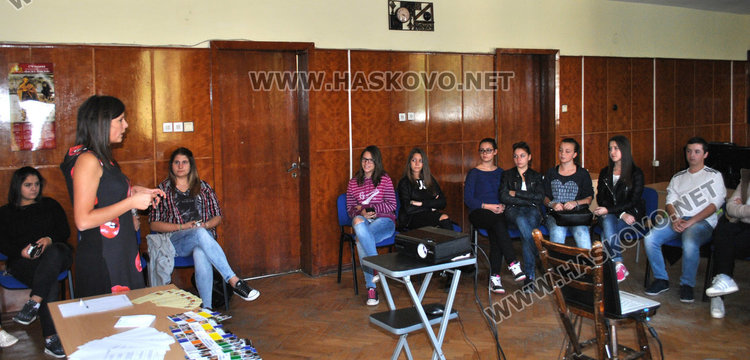 Младежкият: Доброволците по-лесно си намират работа