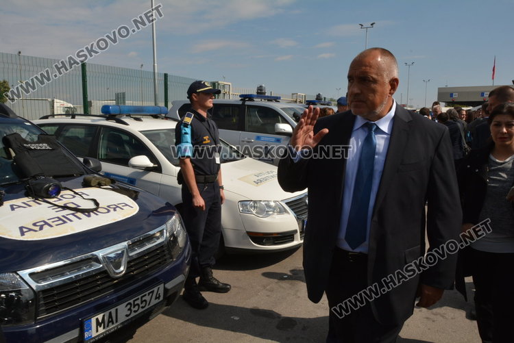 Борисов води днес на границата 200 европейски охранители
