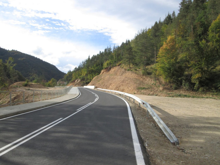 Завърши рехабилитацията на пътя между Рудозем и Смилян, ще улеснява трафика през пункта Рудозем-Гърция