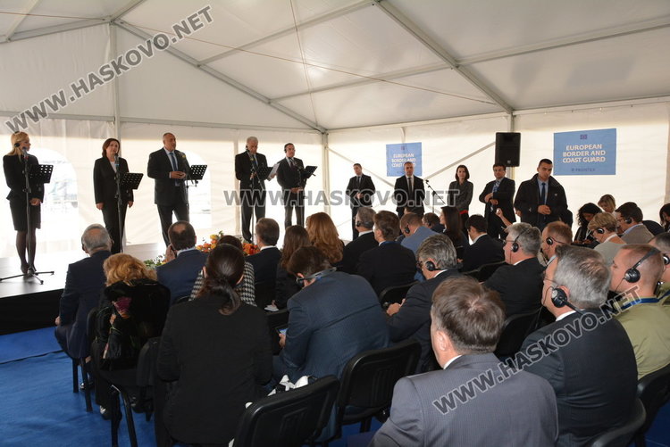 Борисов води днес на границата 200 европейски охранители