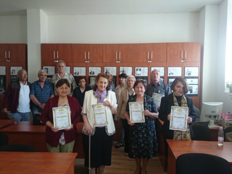 Дарители обогатиха фонда на Държавен архив-Кърджали 