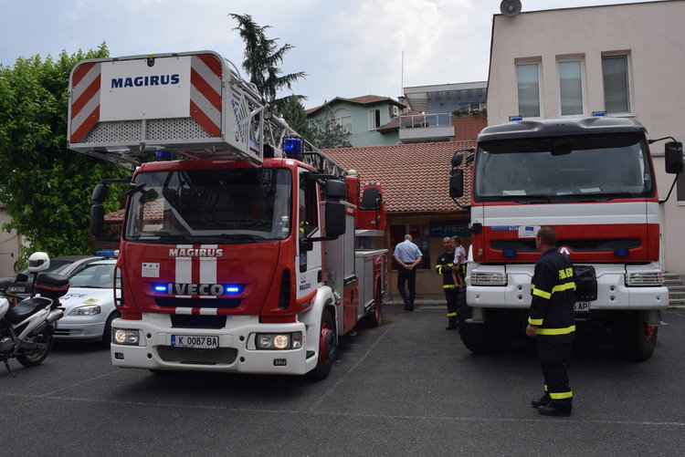 Къща пламна в Кърджали,вероятно след варене на зимнина