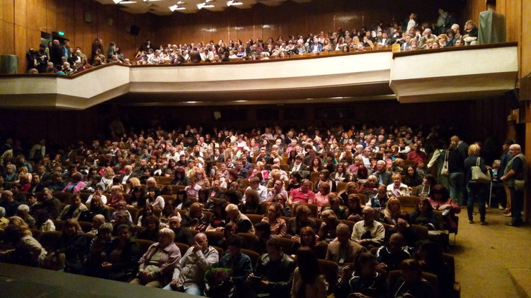 Гърбов флиртува на тема „Юруш към Авропата“ по покана на ГЕРБ