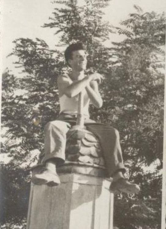 Дарители обогатиха фонда на Държавен архив-Кърджали 