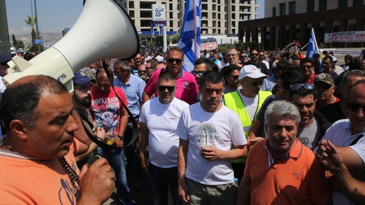 Стачки затварят за 4 дни всички гръцки летища