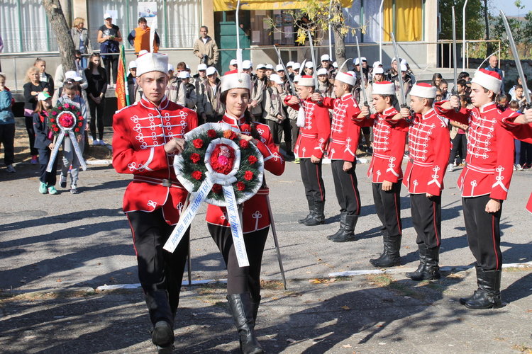Завърши ученическият поход-поклонение „По стъпките на българската армия“