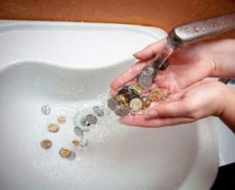 По-скъпа вода с 10 до 20% догодина искат доставчиците