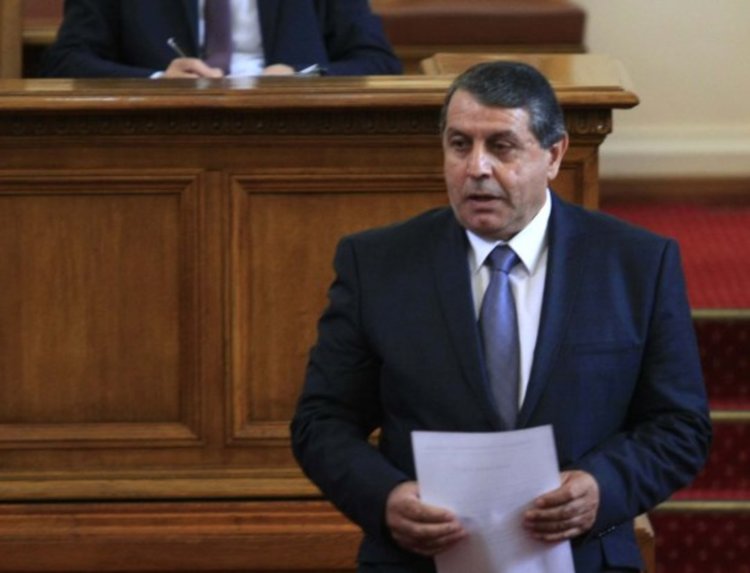 Бат Сали получи внезапна сърдечна криза, отложиха делото 