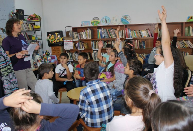 Каравеловци дадоха старт на националната седмица на четенето в Димитровград