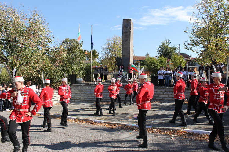 Завърши ученическият поход-поклонение „По стъпките на българската армия“