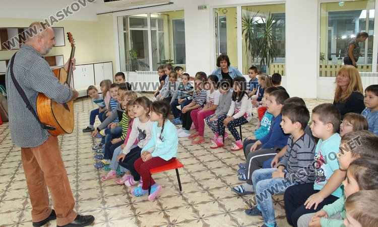 Образоваха музикално децата от градина "Пролет"