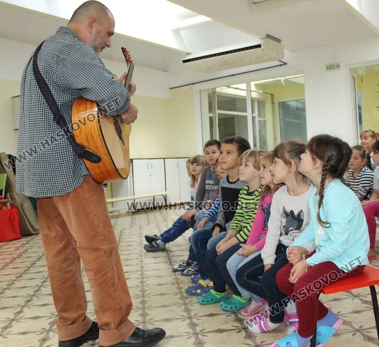 Образоваха музикално децата от градина "Пролет"