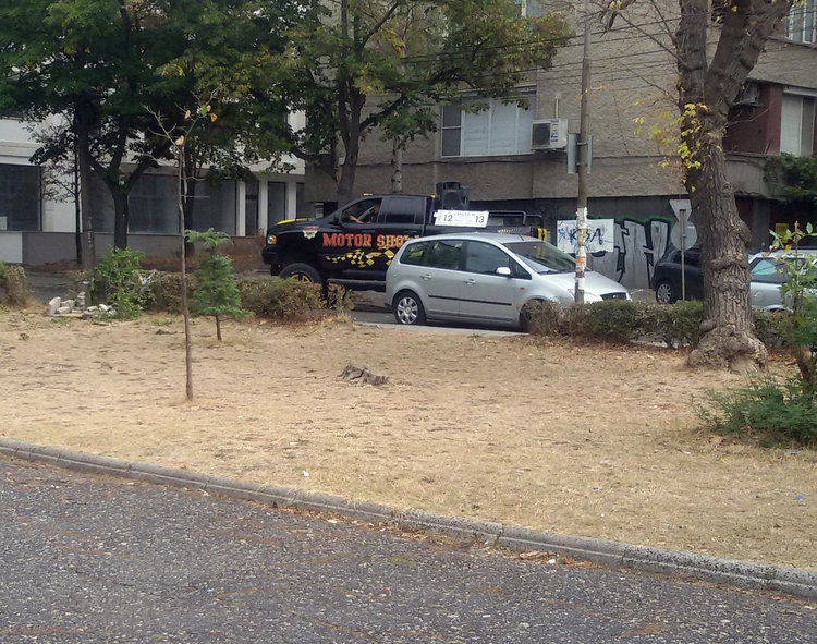 Аджамия шофьор на „Мотор шоу” кара в насрещното,блокира „Екзарх Йосиф”