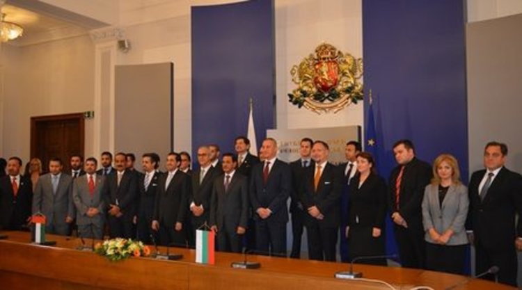 Двете делегации подписаха споразумение за сътрудничество в сградата на Министерския съвет. Сн.: Министерство на икономиката