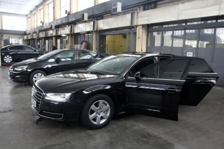 Гаражът на НС под ключ в разгара на кампанията