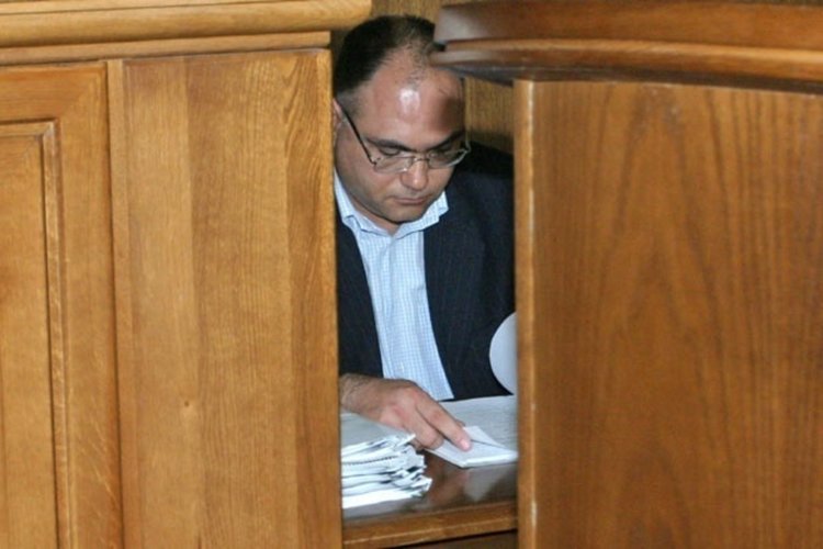 Обвиняват гард на Слави Трифонов за стрелбата по Владо Кузов