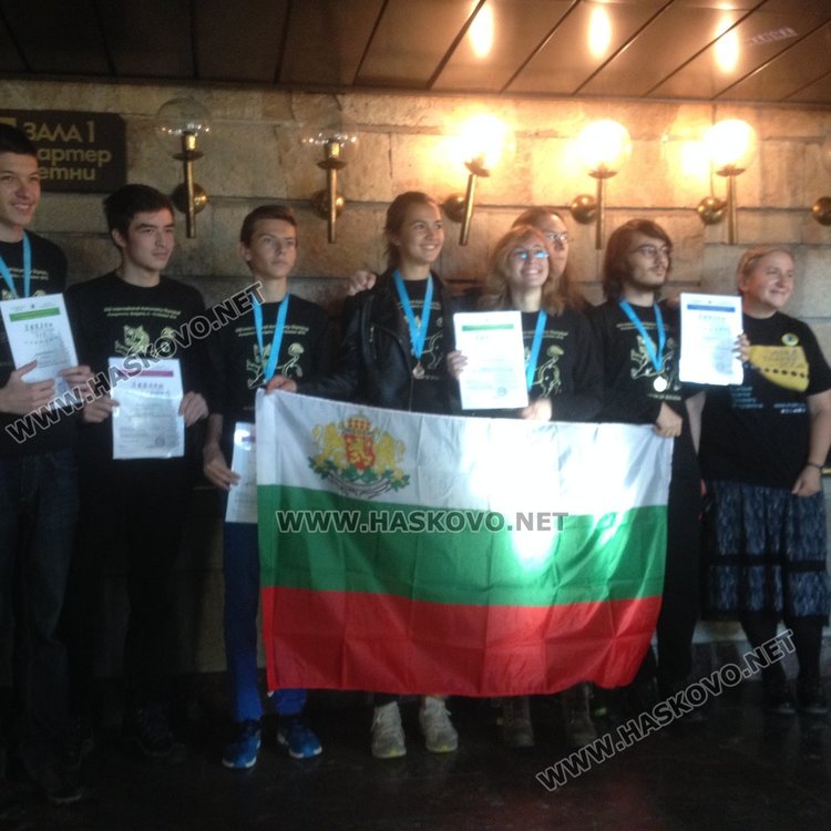 Българският отбор спечели абсолютно първо място на Международната олимпиада по астрономия