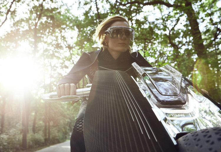 БМВ представи мотоциклета на бъдещето (видео)