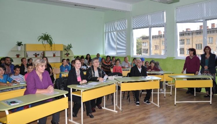 Проект „Пъстър цвят на моите мечти” стартира в „П.К.Яворов” 