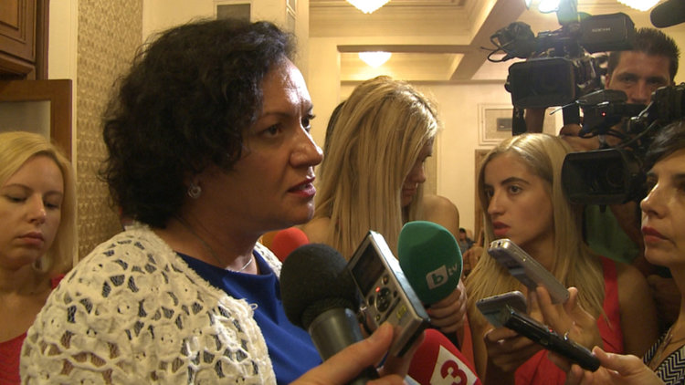 Няма критично високи нива на реките, успокоява екоминистърът