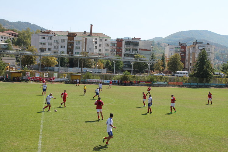 В Ардино организират благотворителен футболен мач за нуждаещ се ученик