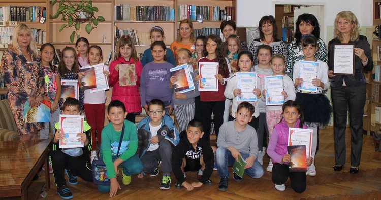 С награждаване на най-добре представилите се ученици в състезанието по правопис и краснопис приключи Националната седмица на четенето в ОУ "Алеко Константинов" 