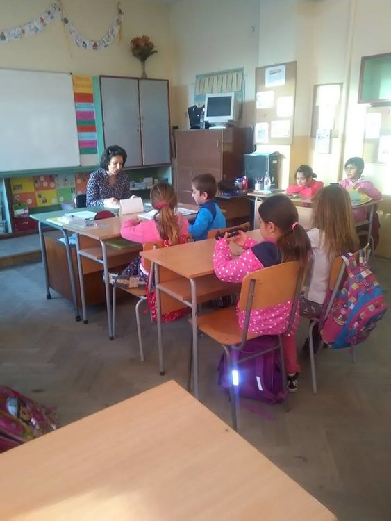 Родители четоха приказки на второкласниците в СУ "Любен Каравелов"