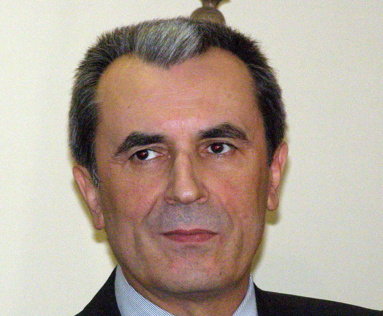 Пламен Орешарски