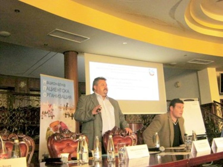 Експерт: Болниците ще лекуват и хора, отказали регистрация с пръст 