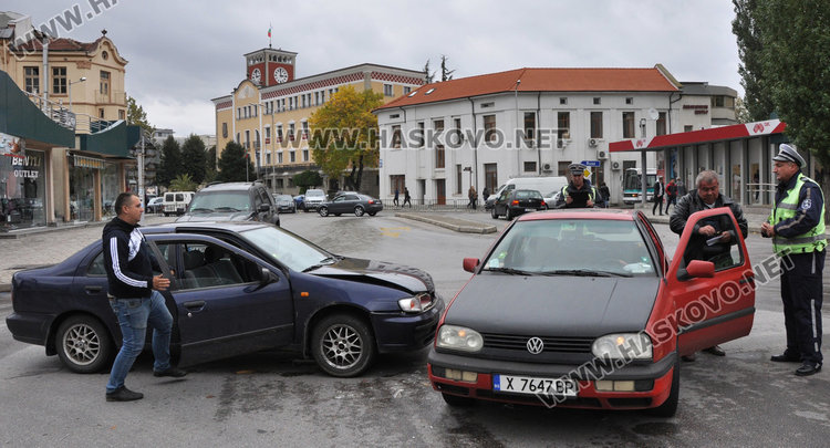 Заблеян младок удари  Голф и предизвика тапа до Първа поликлиника