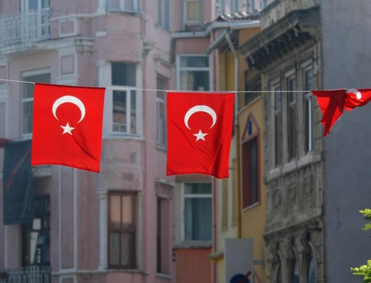 Турция ще трансформира училищата в „религиозни центрове за обучение“ 