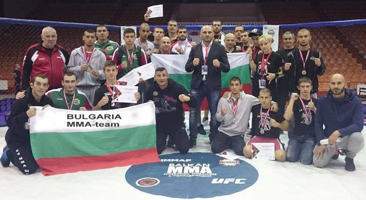 Злато и сребро за хасковските ММА бойци от Балканското в Албания
