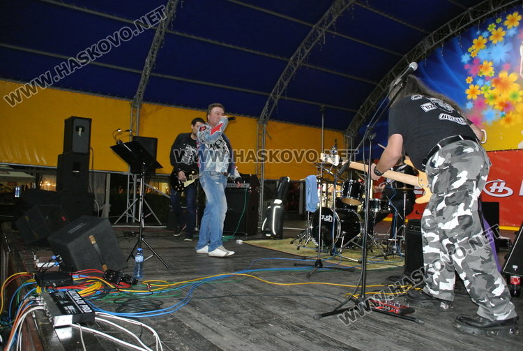 Здрав рок и рев на мотори във втория ден на Октомвриадата в Хасково