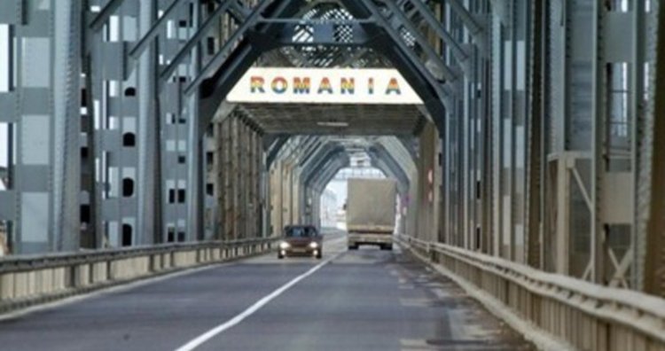 Румъния затваря Дунав мост за ремонт