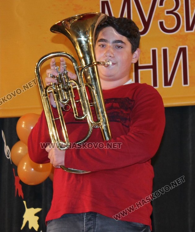 Димитровградски таланти се изявиха в Есенните музикални дни