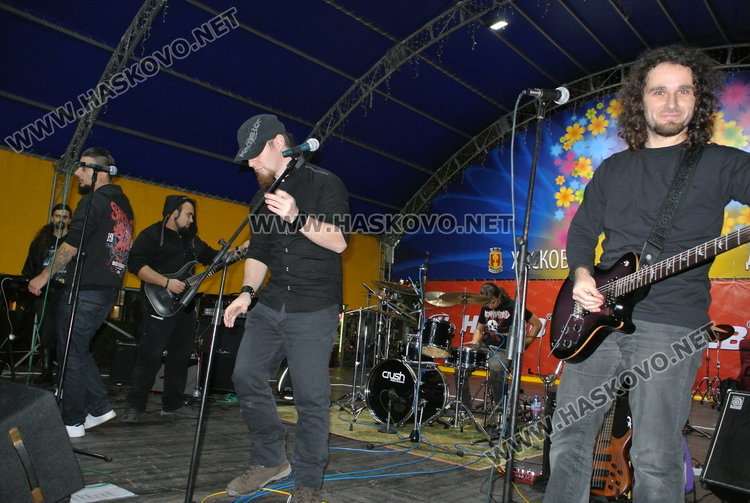 Здрав рок и рев на мотори във втория ден на Октомвриадата в Хасково