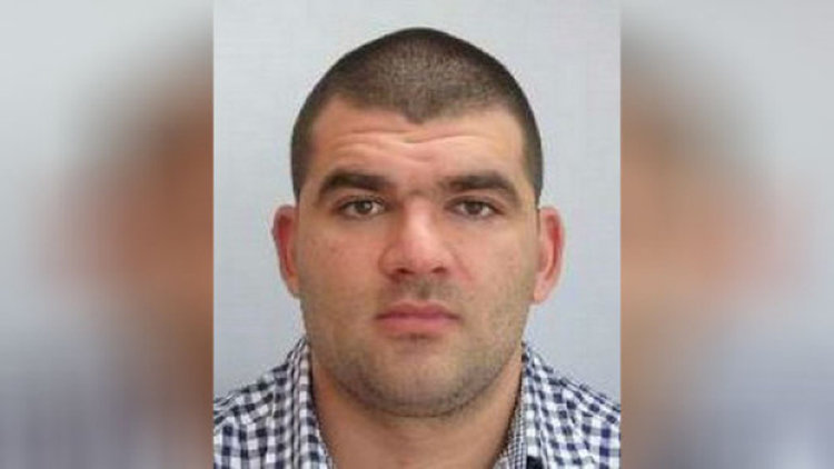 Издирваният за стрелбата по Очите - Божо Кравата, се предаде