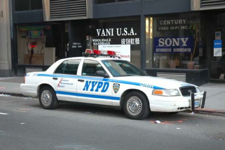 Полицай в Ню Йорк застреля психично болна афроамериканка