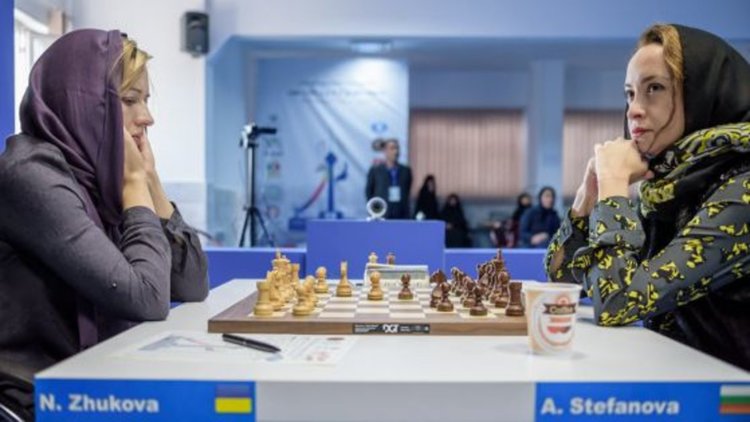 Бунт на шахматистки срещу забрадки