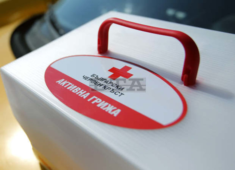 В Кърджали започва обучение на 15 безработни младежи за парамедици