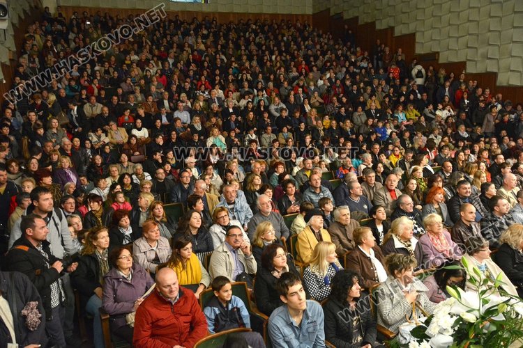 Веско Ешкенази вдигна на крака стотици в Хасково