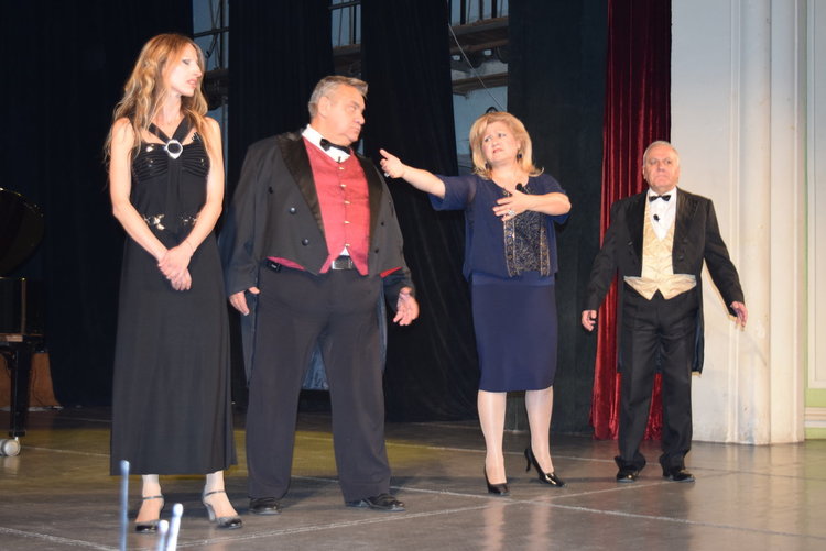         Празничен концерт събра кърджалийци за Деня на Кърджали