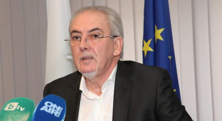 Местан: Орешарски е стъпка от казачока към ген. Радев