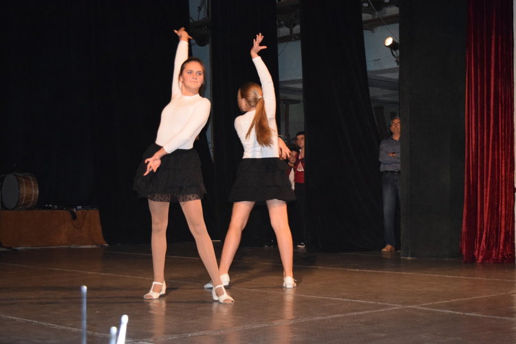         Празничен концерт събра кърджалийци за Деня на Кърджали